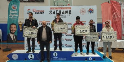 -Başkan Vekili Yıldız: "Ceyhan'da Sporun Her Dalını Destekliyoruz"