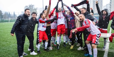 Adana Barosu "5 Ocak Kurtuluş Kupası Avukat Spor Oyunları Turnuvası"nda Gaziantep Barosu Zeugma şampiyon oldu