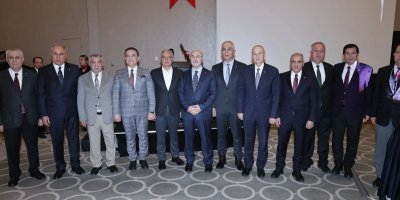 Vali Yavuz Selim Köşger’e Adana’dan veda yemeği