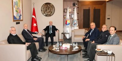 Vali Yavuz Selim Köşger’den Başkan Şahin Bilgiç’e veda ziyareti