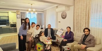SMA hastası Eliz Mira’nın karne sevinci evinde paylaşıldı
