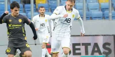 Adana 01 FK Ankaragücü deplasmanında golsüz berabere kaldı