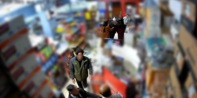 Markette kavga: Ortalık savaş alanına döndü