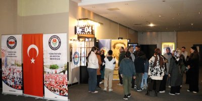 Eğitim-Bir-Sen Adana’dan Filistin için sinema etkinliği