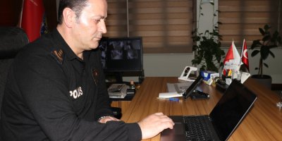 Adana’da ilçe emniyet müdürleri AA’nın “Yılın Kareleri” oylamasına katıldı