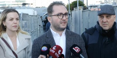 Avukat Hüseyin Ersöz’den, tutuksuz sanık Aziz İhsan Aktaş’ın duruşmaya korumalarla gelmesine tepki geldi!