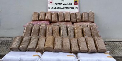 Adana'da bin 140 kilogram kaçak tütün ele geçirildi