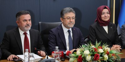 Bakan Yumaklı: Deprem bölgesinde tarım ve su yatırımları 110 milyar liraya ulaşıyor