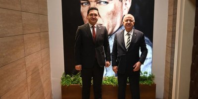 Ümit Özdağ Adana Barosu’nu ziyaret etti