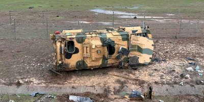 Tarsus-Adana-Gaziantep Otoyolu’nda askeri araç şarampole savruldu, 10 asker yaralandı