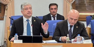 Kısacık: "Kuzey ilçelerde duble yol artık zorunluluk"