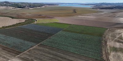 Yağışlar Seyhan Barajı’nı doldurdu, Alman Köprüsü yeniden sular altında