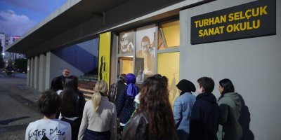 Çukurova’da tiyatro kursuna yoğun ilgi