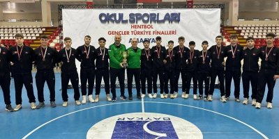 Adana Spor Lisesi Türkiye üçüncüsü oldu