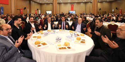 Başkan Ali Demirçalı’dan Personeline İftar Yemeği