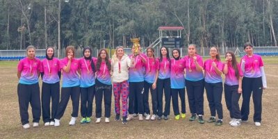 Genç kızlar krikette Adana şampiyonu Yüreğir’den çıktı
