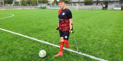 Deprem futbol aşkını bitiremedi