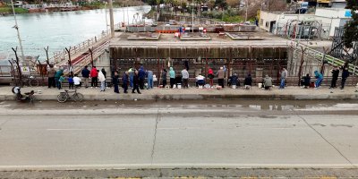 Adana'da Baraj Kapakları Açıldı: Nehir Balıkla Doldu