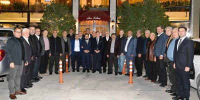 Başkan Bilal Uludağ, eski belediye başkanlarını iftar sofrasında buluşturdu