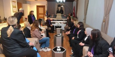 CHP Ceyhan İlçe Yönetimi’nden Sevil Aydar Yıldız’a 8 Mart ziyareti