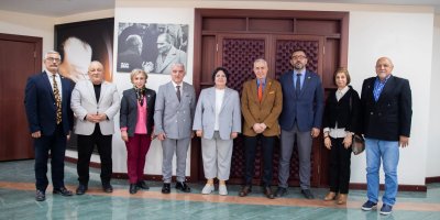 Çukurova Gazeteciler Cemiyeti’nden Hasibe Akkan’a ziyaret