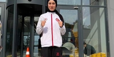 Kozanlı milli boksör Azra, dünya kupası için hazırlanıyor