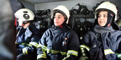 Adana’nın kahraman kadınları: Ateşin içinden hayat kurtarıyorlar