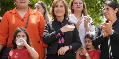 Başkan Oya Tekin'den 8 Mart Mesajı: "Kadınların Eşitlik Çığlığı Hiçbir Duvarı Tanımaz"