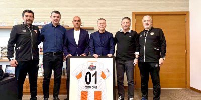 Sarıyer Kola, Adanaspor’a forma sponsoru oldu