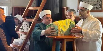 Köprüköy Camii’nde Ramazan’da Sakal-ı Şerif ziyareti
