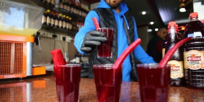 Adana şalgam suyunun AB'den tescil alması üreticilerin yüzünü güldürdü