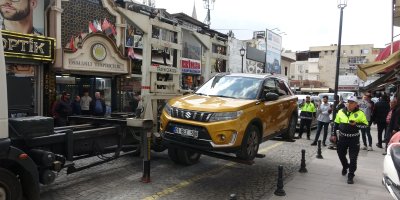 Hatalı park yapan 150 araca ceza yağdı