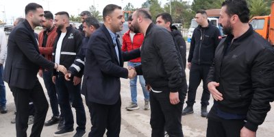 Başkan Kozay mesai arkadaşlarıyla bayramlaştı