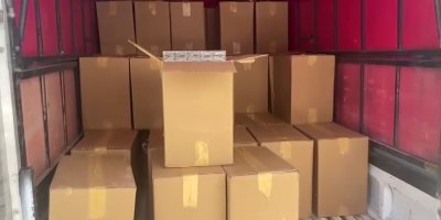 50 bin paket kaçak sigara yakalattı; "Ucuza bulunca toplu satın aldım" dedi