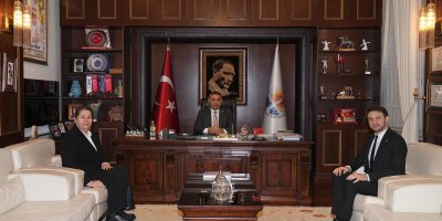 Adana’da tiyatro festivali öncesi hazırlık toplantısı yapıldı