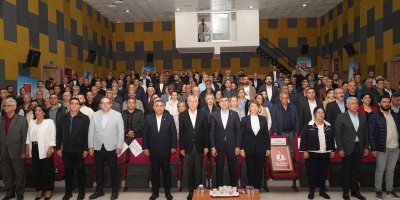 CHP Seyhan’da mahalle temsilcileriyle saha toplantısı