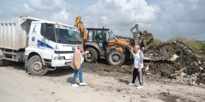 Ceyhan’da izinsiz moloz dökümüne temizlik müdahalesi