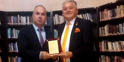 Adana’da “Kütüphaneler iyileştirir” buluşması