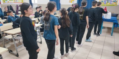 Adana'da ''İyilik Kuyruğu'' oluştu