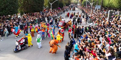 Portakal Çiçeği Karnavalı'nda renkli kortej