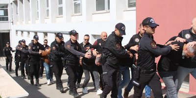 Adana’da “ıslak mendil” kılıfıyla uyuşturucu üretimi: "Afiyet olsun" kamuflajı pes dedirtti