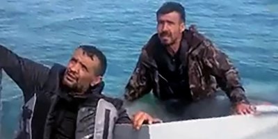 Yumurtalık’ta alabora olan teknedeki 3 kişi kurtarıldı