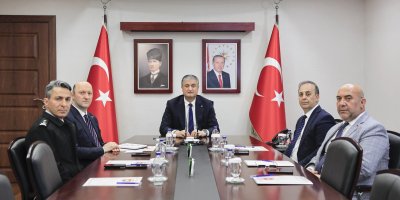 Adana’da okul güvenliği için ek tedbirler masaya yatırıldı