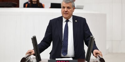 Ayhan Barut'tan okullardaki vahşete tepki: ""Vahşetin sorumlusu iktidardır"