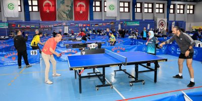 Adana’da uluslararası masa tenisi heyecanı başladı