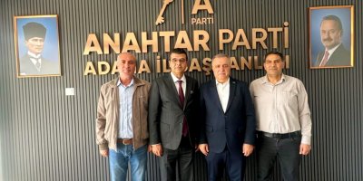 Anahtar Parti'den Çukurova mesajı: Ali Çelik, Adana'da teşkilatlara yol haritasını anlattı