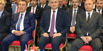 Vali Yavuz, TÜİK’in 100. kuruluş yılı programına katıldı