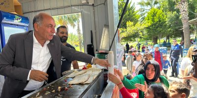 Yumurtalık'ta çocuklar için renkli kutlama