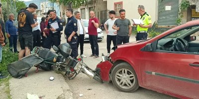 Kozan’da otomobil ile motosiklet çarpıştı: 1 kişi ağır yaralandı