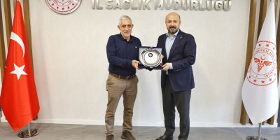 Adanalı Beyin Cerrahı Belgrad'dan gümüş madalyayla döndü! Halil Nacar makamında ağırladı!